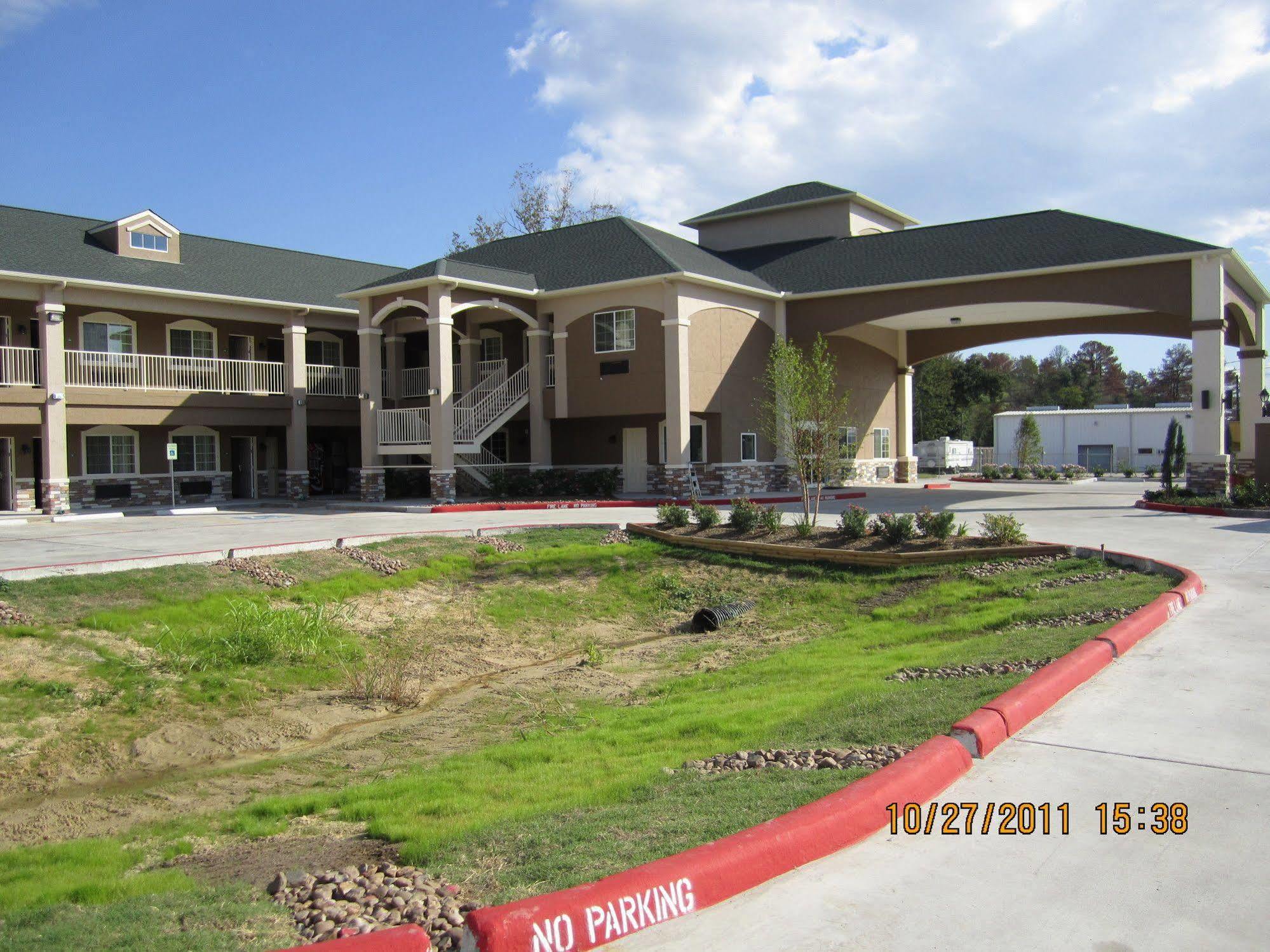 Highlands Suites Exterior photo