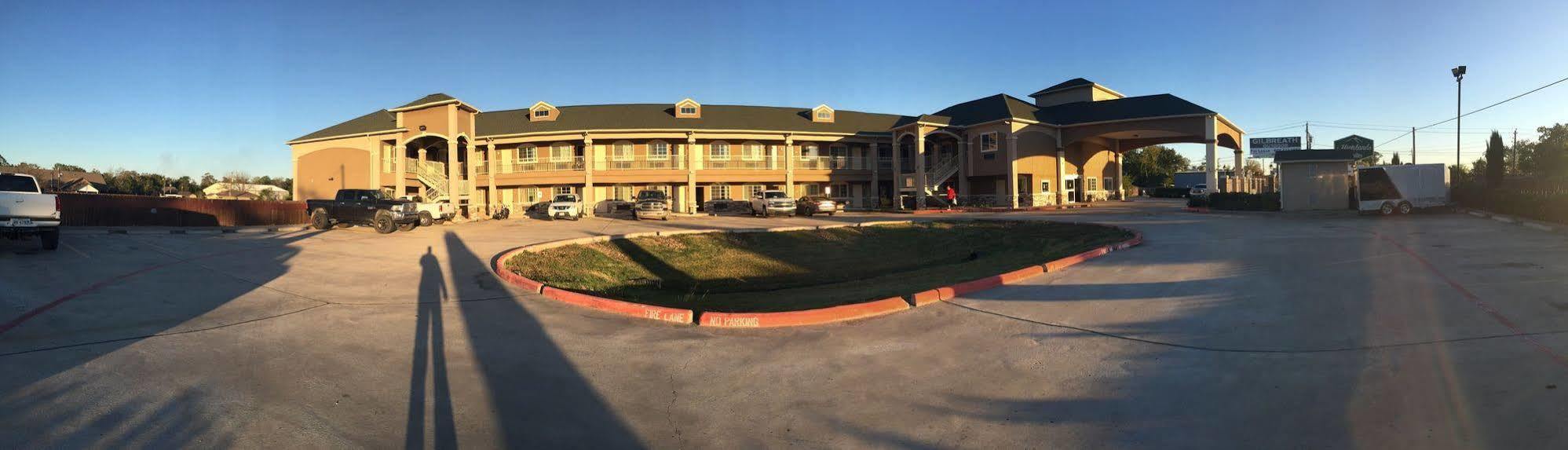 Highlands Suites Exterior photo